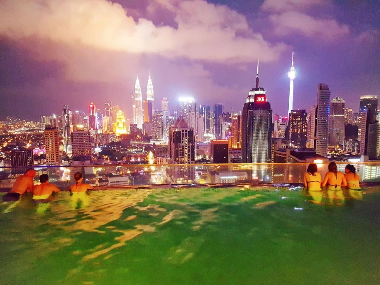 Tuxedo Kl No.1 Rooftop Pool W Skyscraper Views Hotel กัวลาลัมเปอร์ ภายนอก รูปภาพ