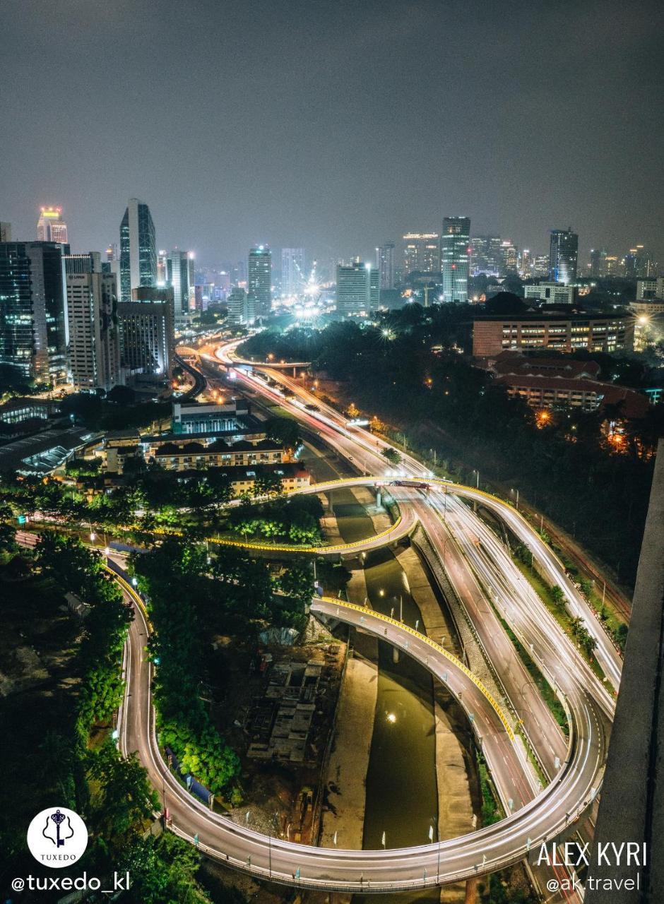Tuxedo Kl No.1 Rooftop Pool W Skyscraper Views Hotel กัวลาลัมเปอร์ ภายนอก รูปภาพ