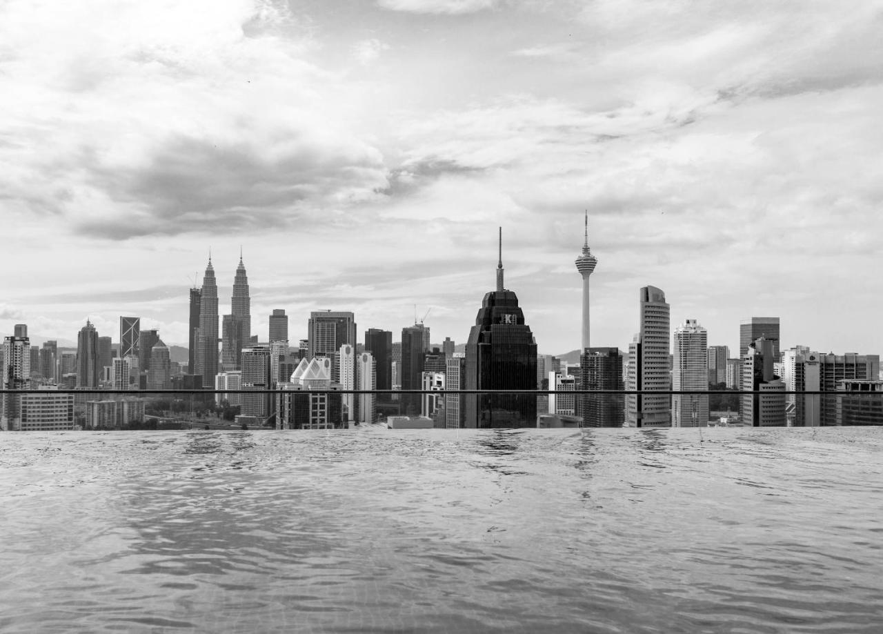 Tuxedo Kl No.1 Rooftop Pool W Skyscraper Views Hotel กัวลาลัมเปอร์ ภายนอก รูปภาพ