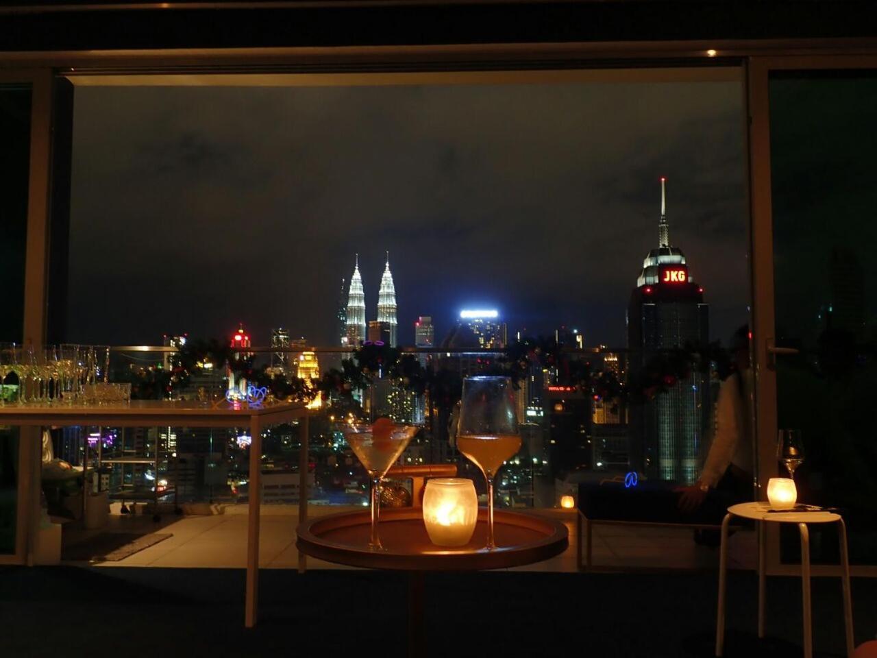 Tuxedo Kl No.1 Rooftop Pool W Skyscraper Views Hotel กัวลาลัมเปอร์ ภายนอก รูปภาพ