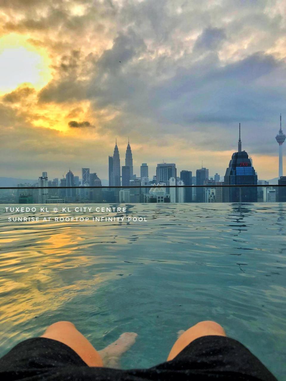 Tuxedo Kl No.1 Rooftop Pool W Skyscraper Views Hotel กัวลาลัมเปอร์ ภายนอก รูปภาพ